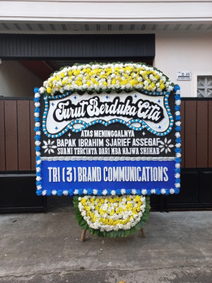Papan Bunga Duka di Tanjung Medan